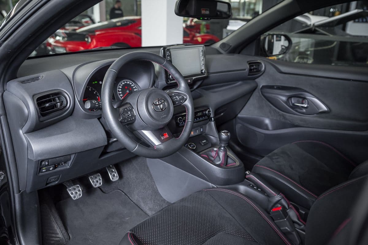 2022 Toyota Yaris - 5