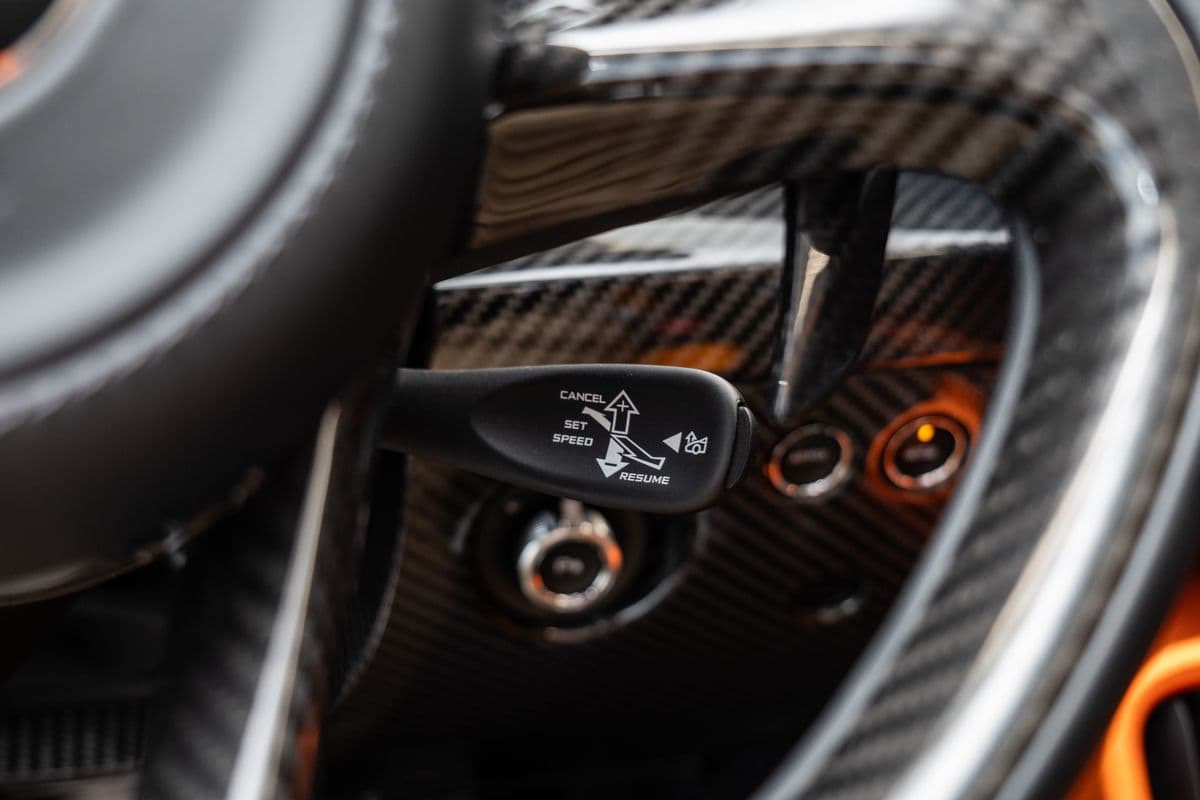 2021 McLaren Ostatní - 20