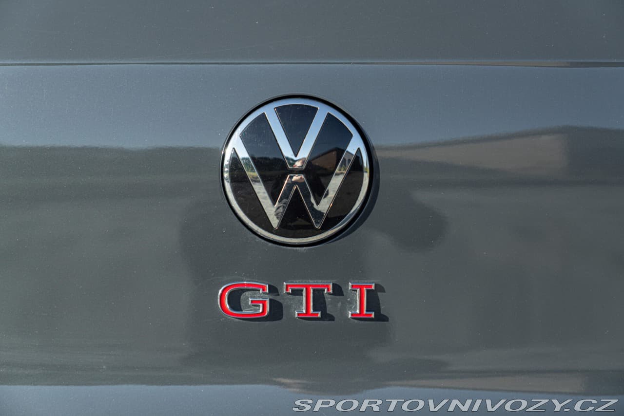 2025 Volkswagen GOLF - 10