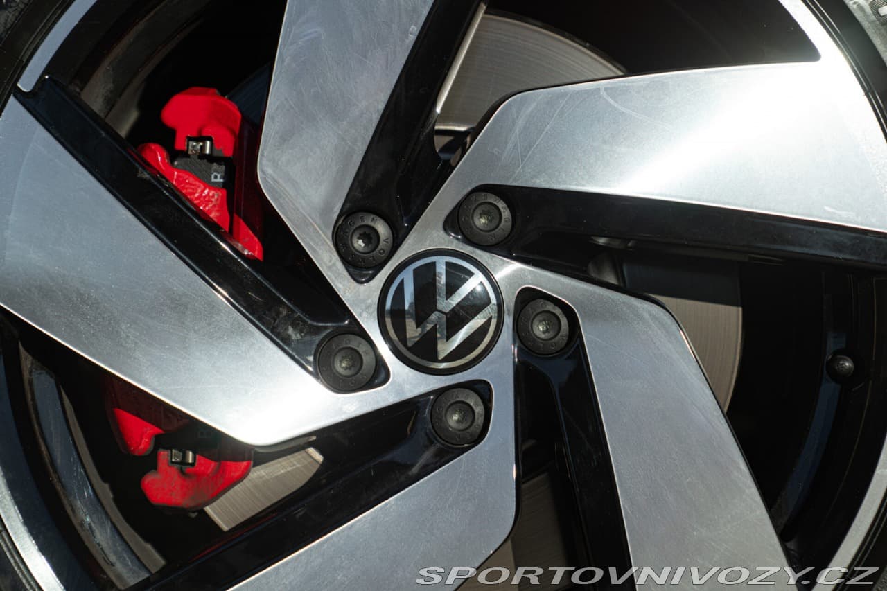 2025 Volkswagen GOLF - 20