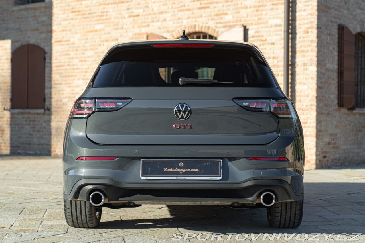 2025 Volkswagen GOLF - 8