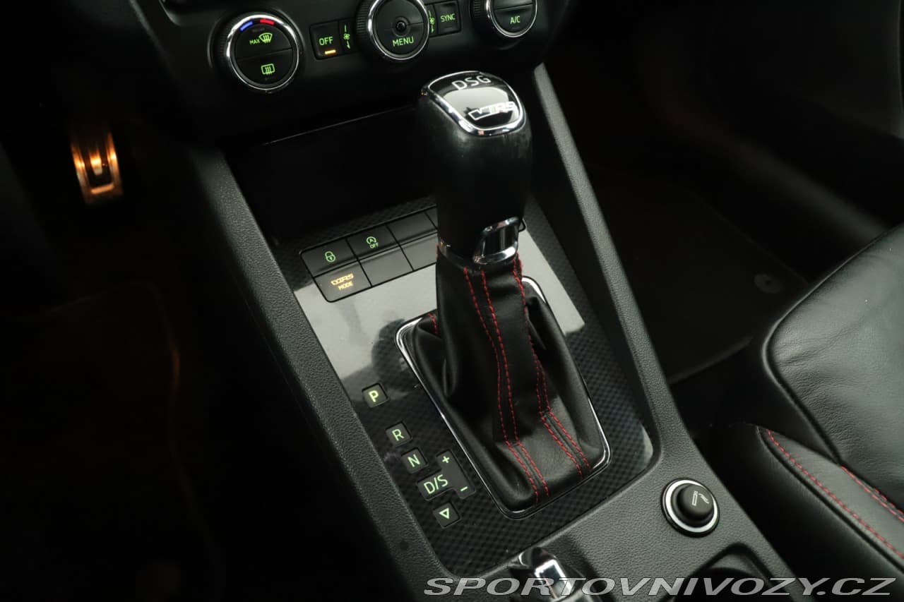 2016 Škoda Octavia - 10