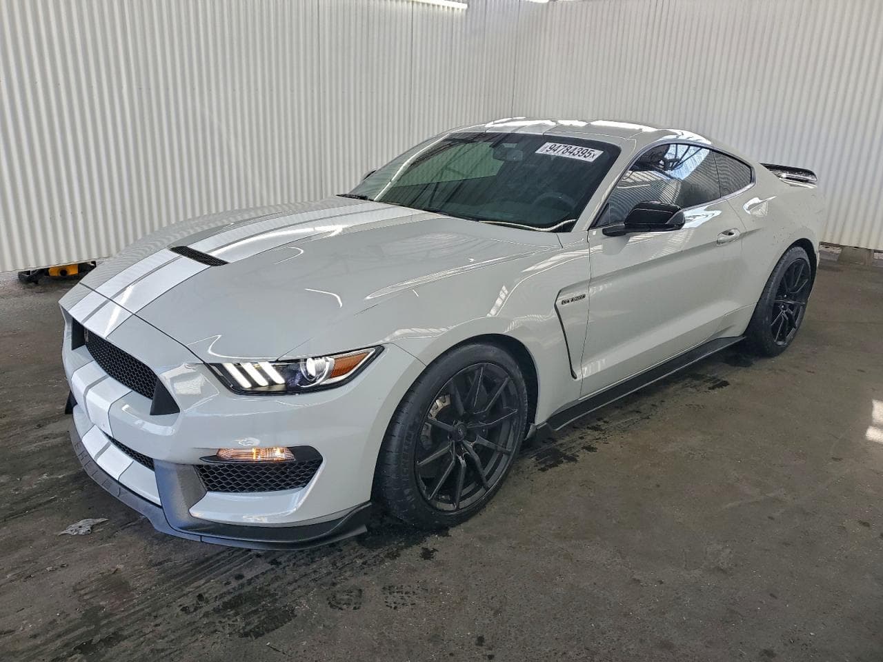 2017 Ford Mustang - 10