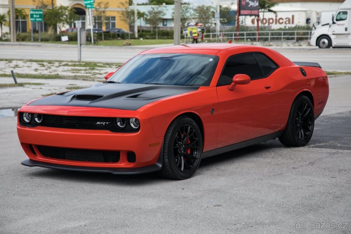 Dodge Challenger 6.2L/ SRT/ Hellcat/ 707hp