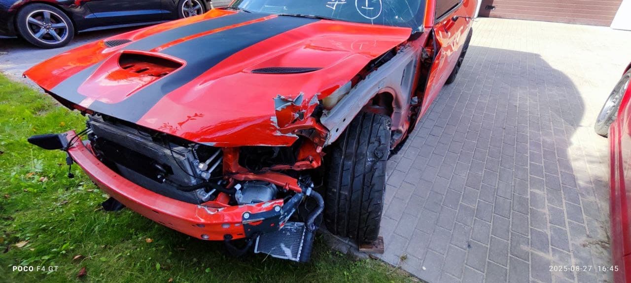 2016 Dodge Challenger - 5