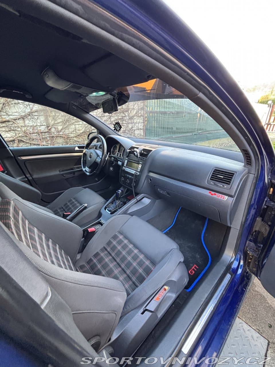 2005 Volkswagen Golf - 7