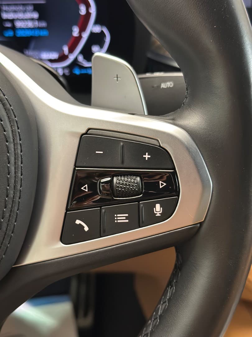 2021 BMW 5-Series - 14