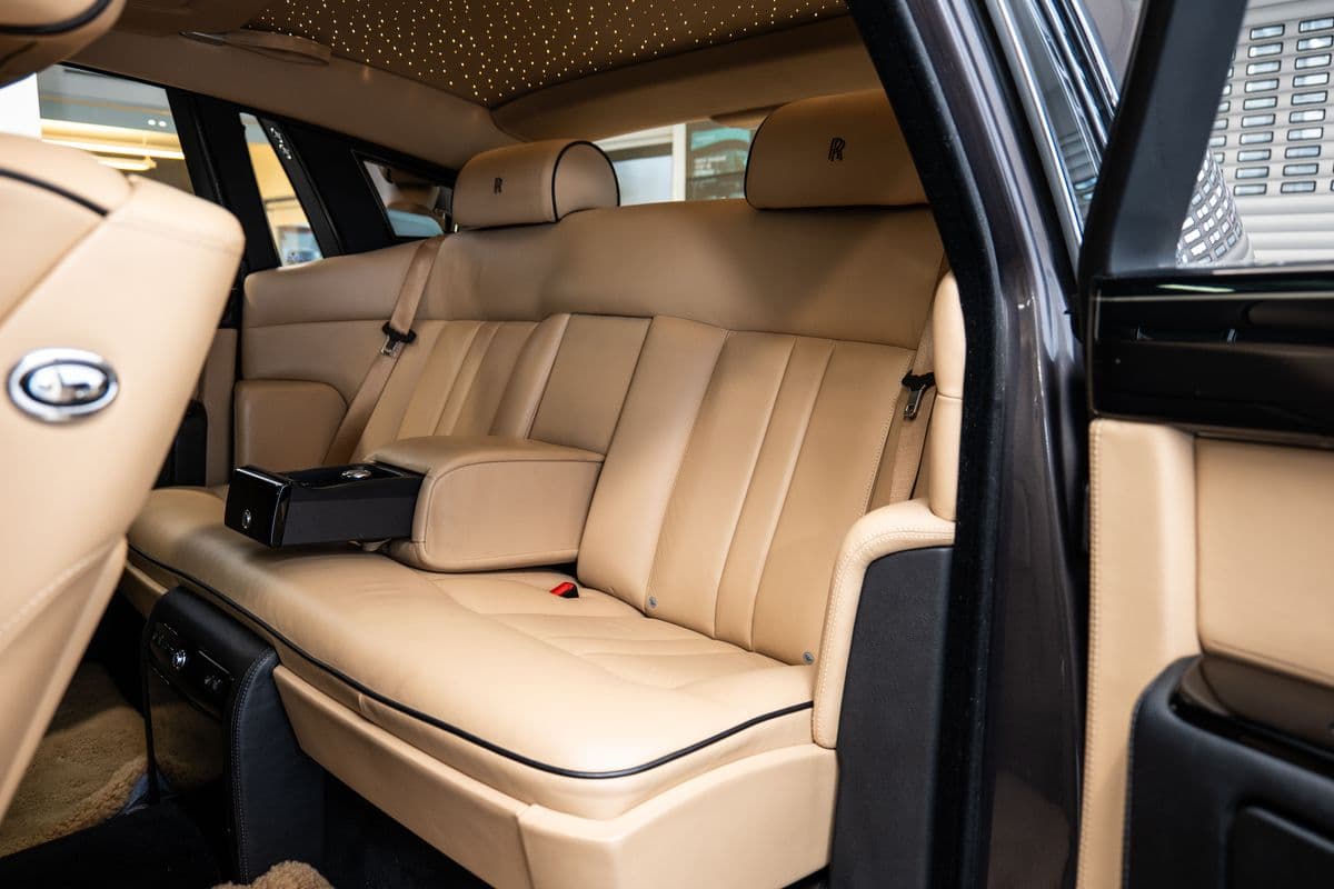 2015 Rolls-Royce Phantom - 10