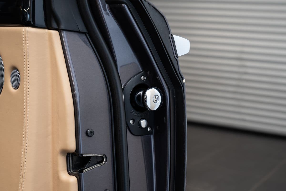 2015 Rolls-Royce Phantom - 12