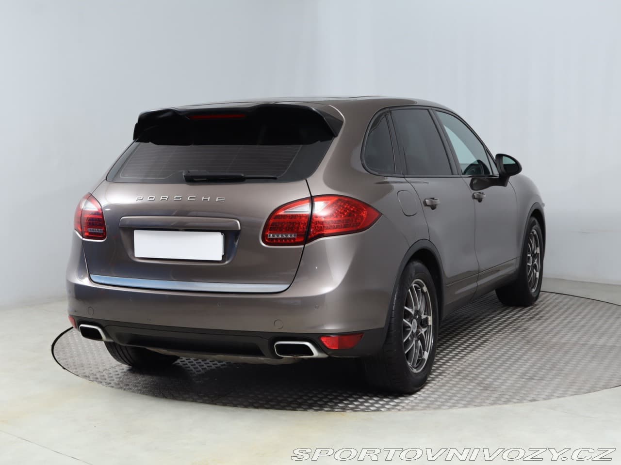 2012 Porsche Cayenne - 21