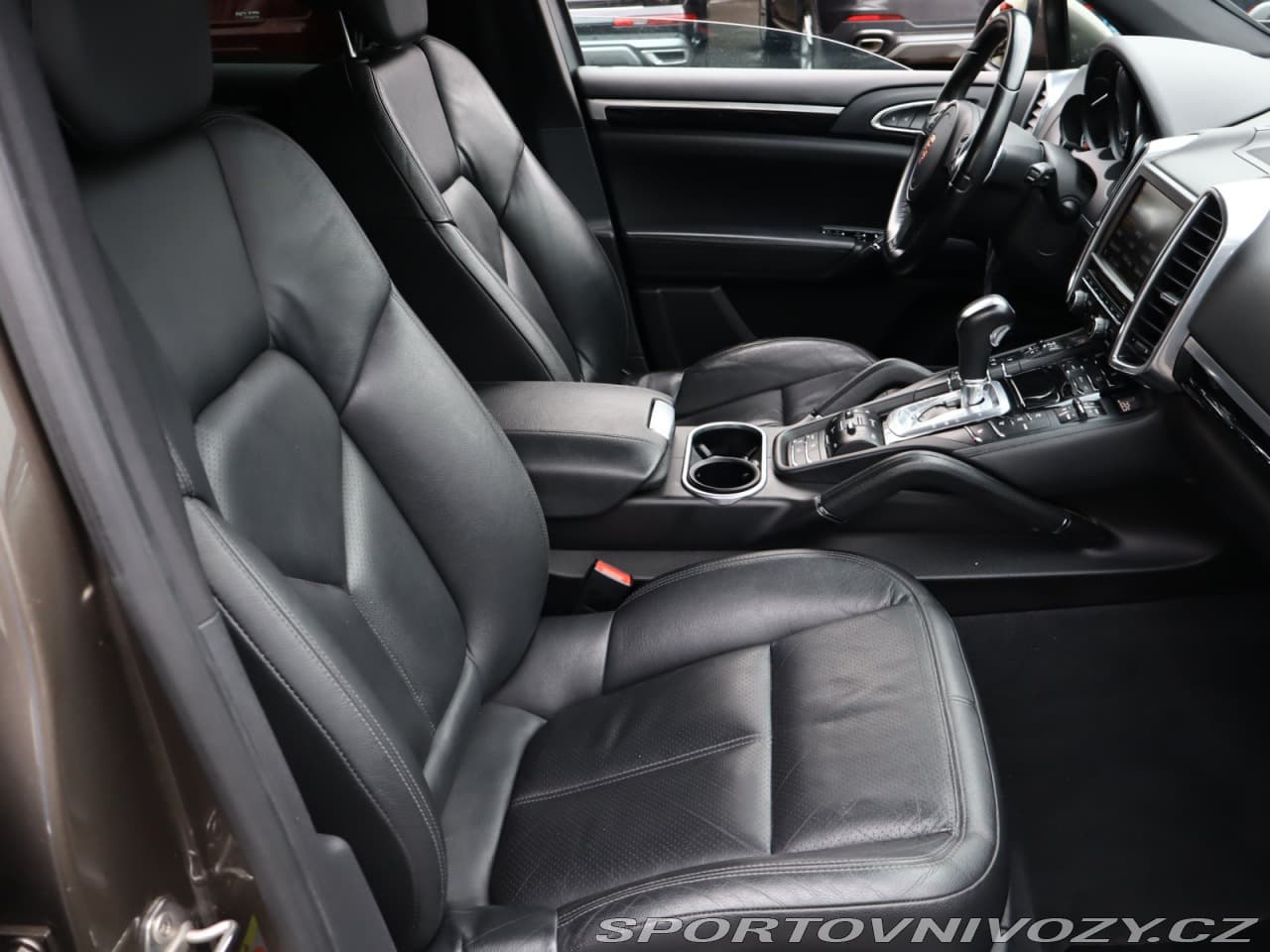 2012 Porsche Cayenne - 31