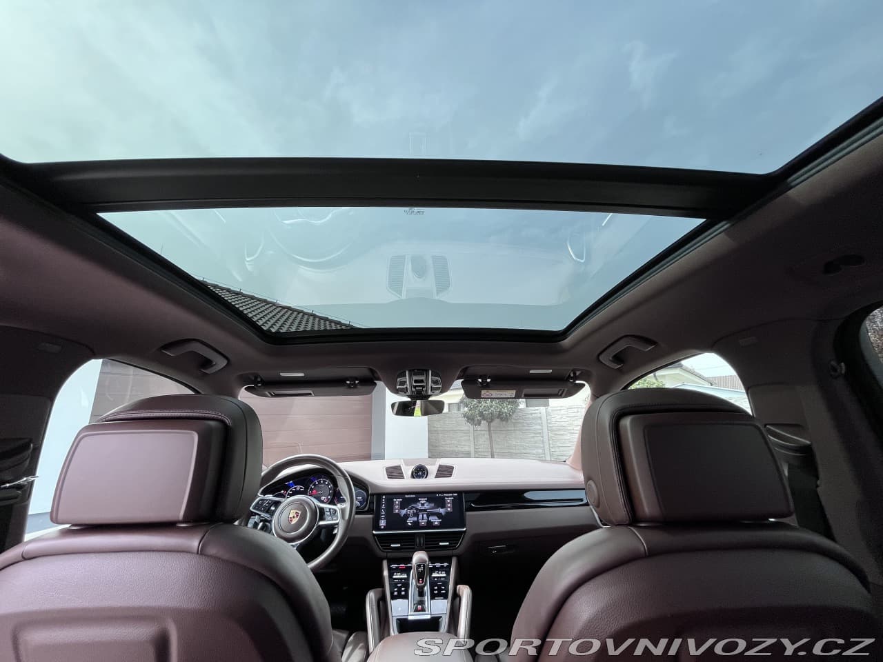 2019 Porsche CAYENNE - 9
