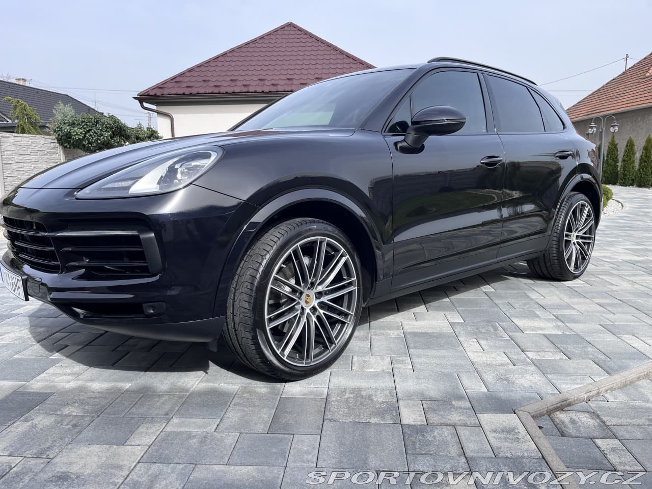 2019 Porsche CAYENNE - 3