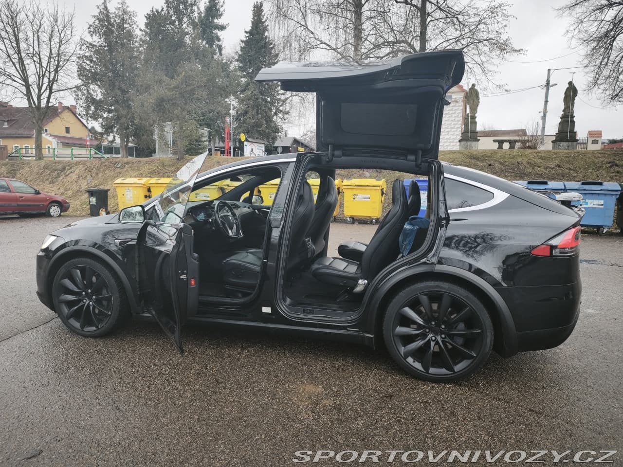 2018 Tesla Model X - 10