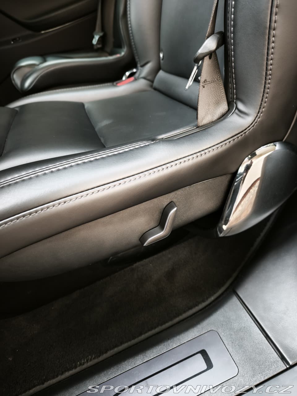 2018 Tesla Model X - 17