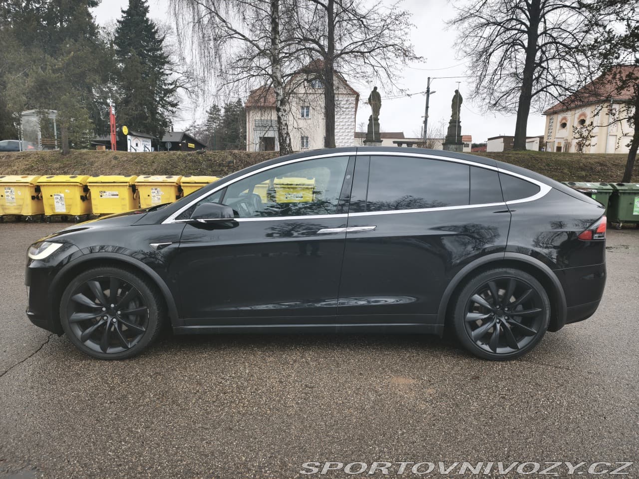 2018 Tesla Model X - 8