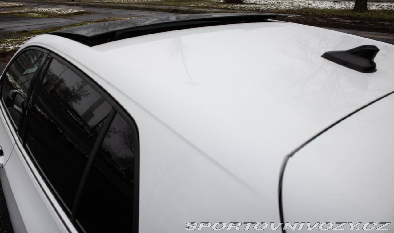 2024 Volkswagen Golf - 14