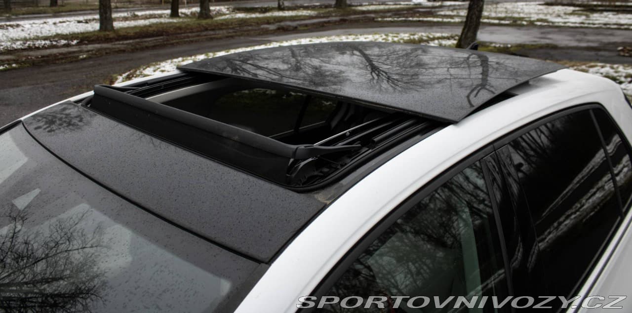 2024 Volkswagen Golf - 15