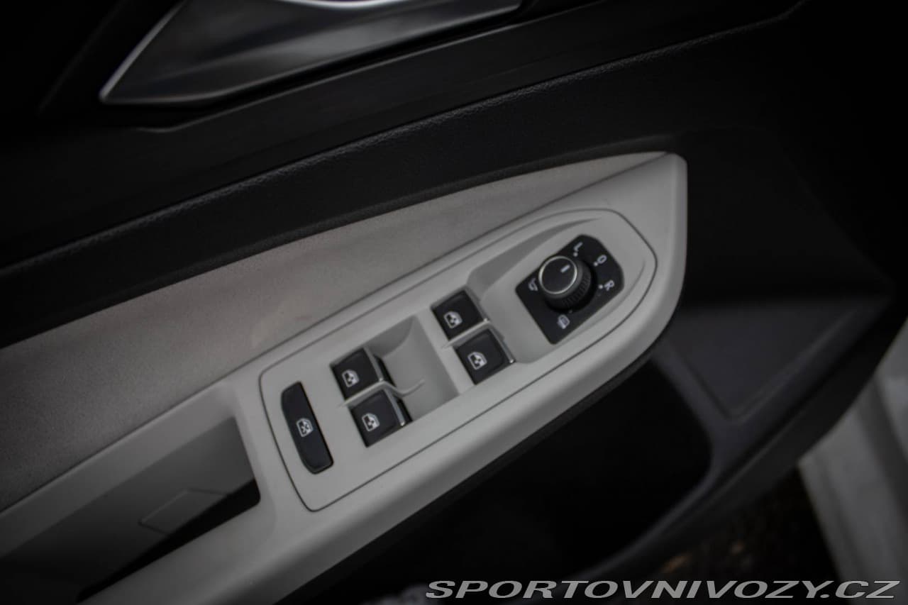 2024 Volkswagen Golf - 18