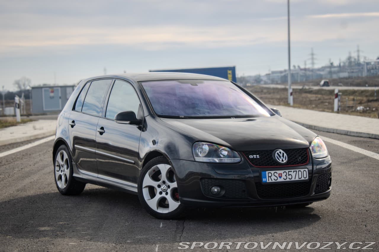 2005 Volkswagen Golf - 3