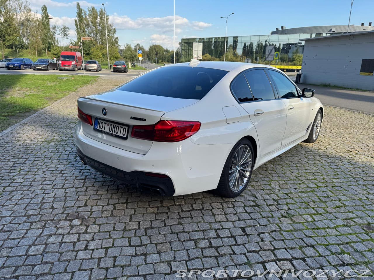 2018 BMW 5-SERIES - 6