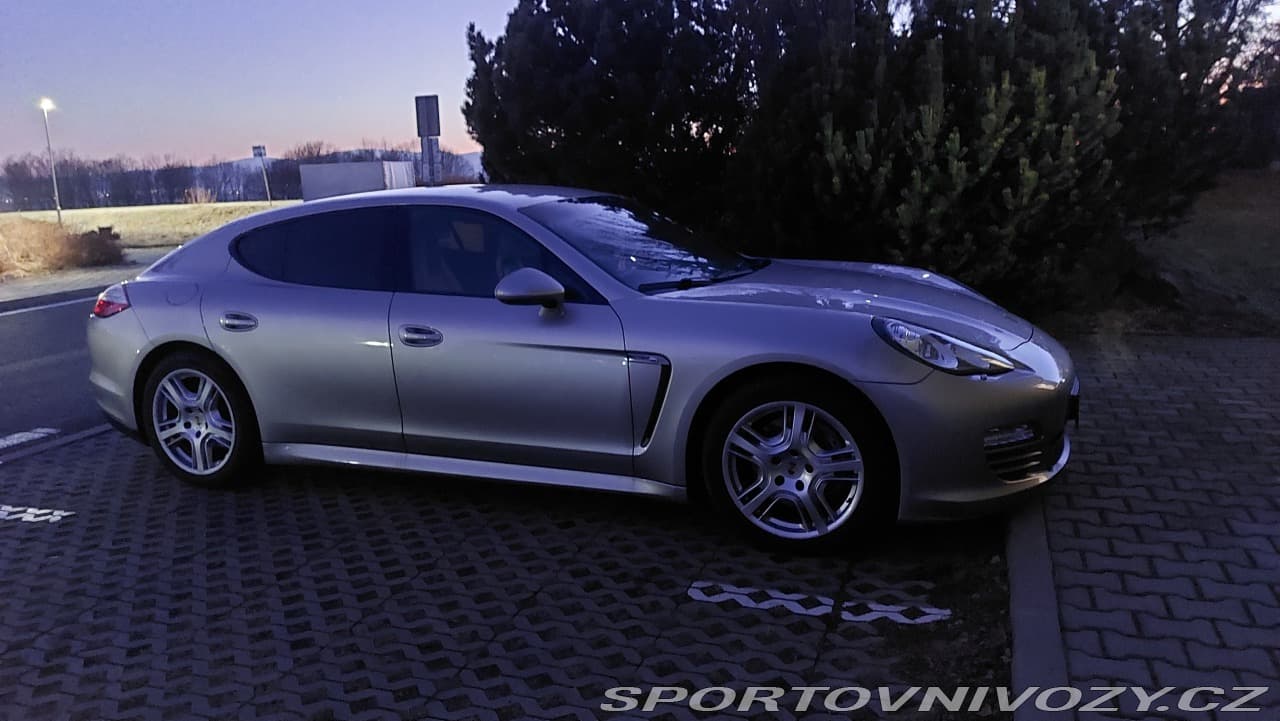2010 Porsche PANAMERA - 15