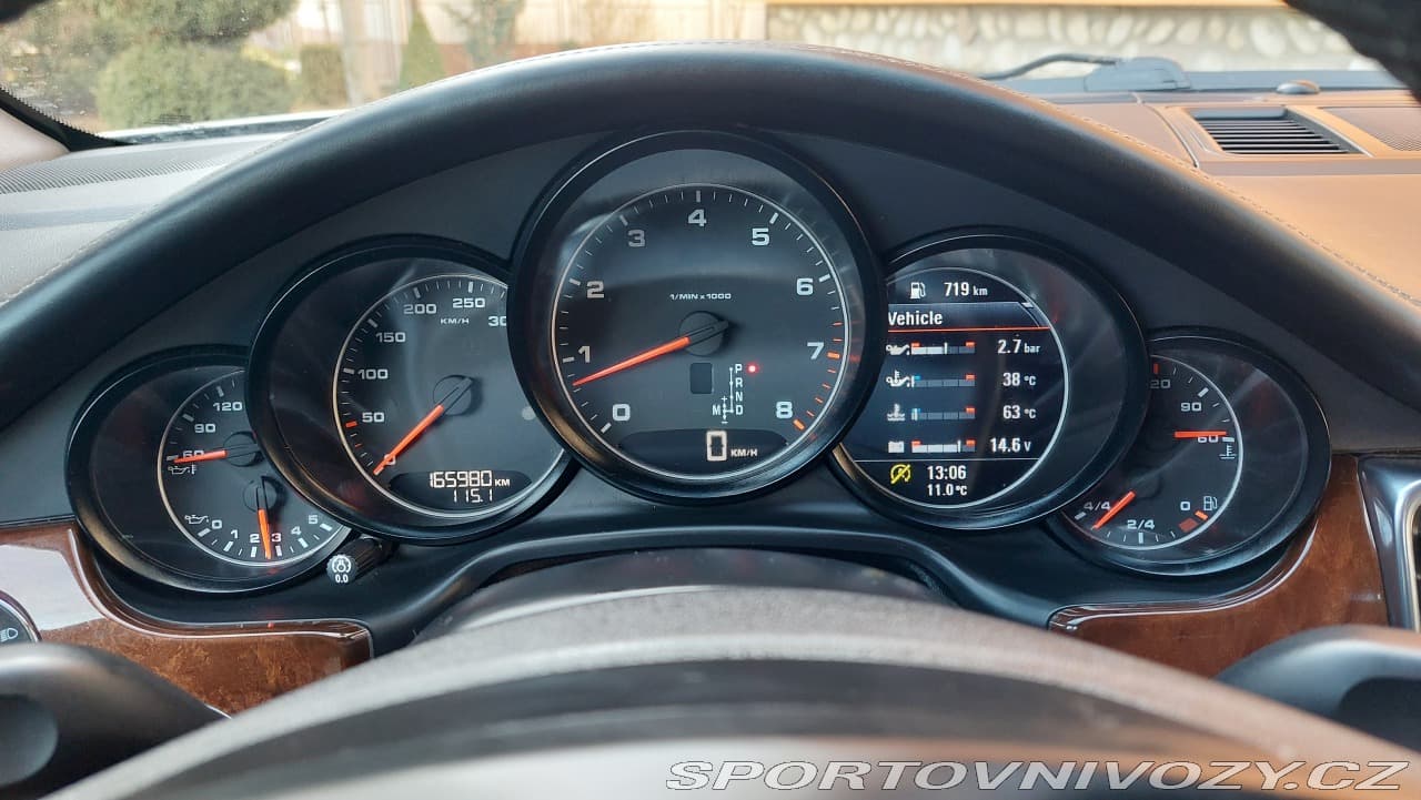 2010 Porsche PANAMERA - 17