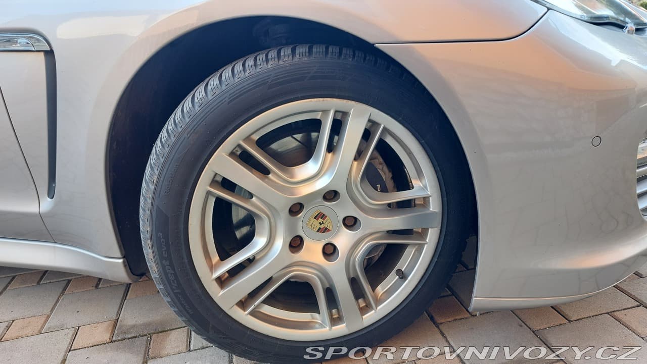 2010 Porsche PANAMERA - 7
