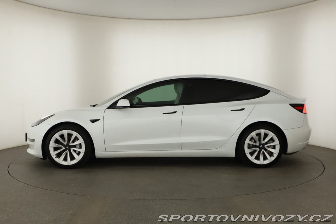 2020 Tesla Model 3 - 3