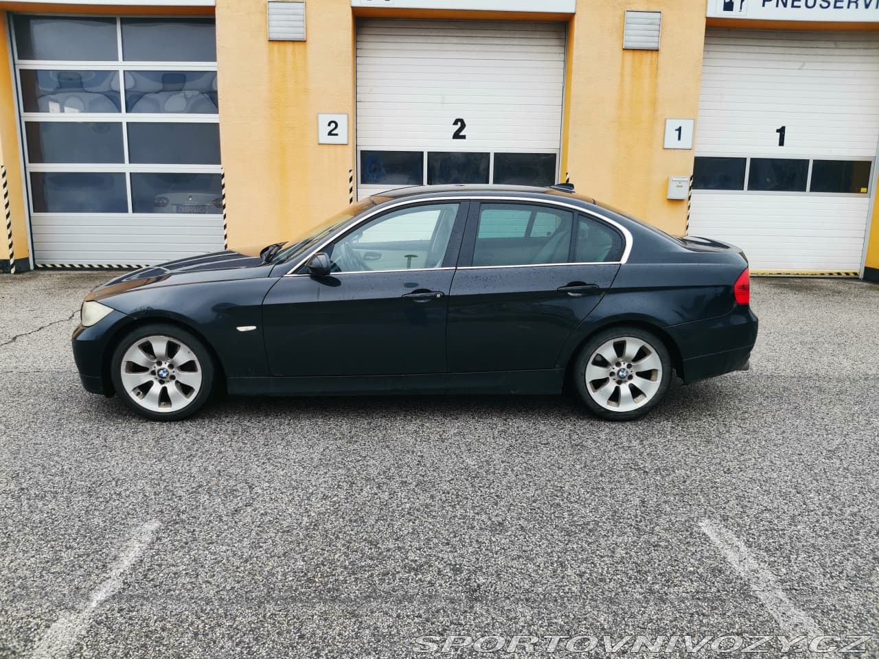 2005 BMW 3-Series - 8