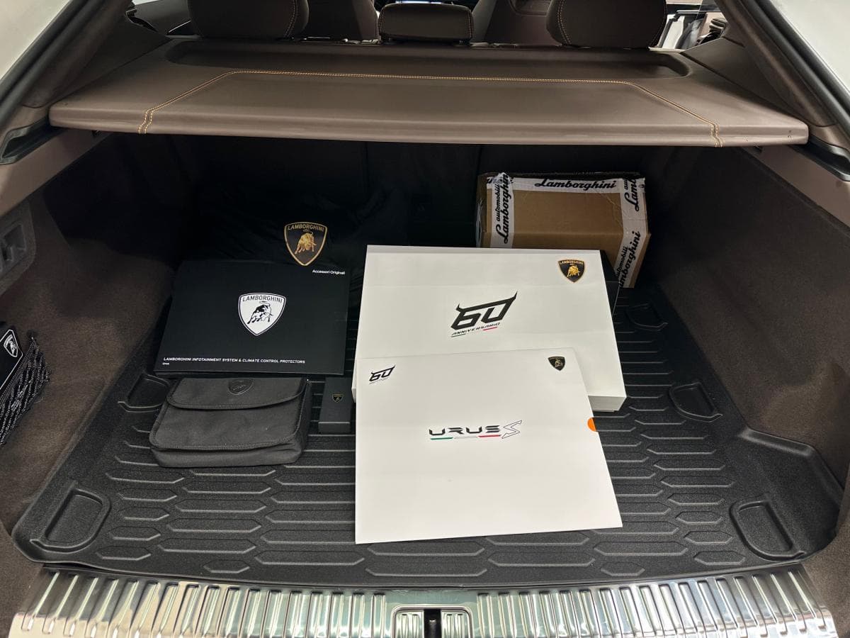 2024 Lamborghini Urus - 14