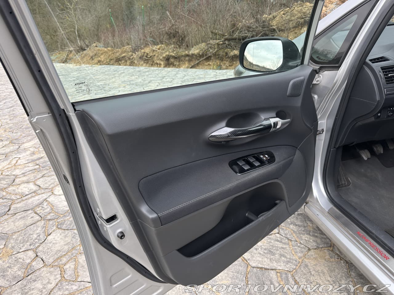 2013 Toyota Ostatní - 8