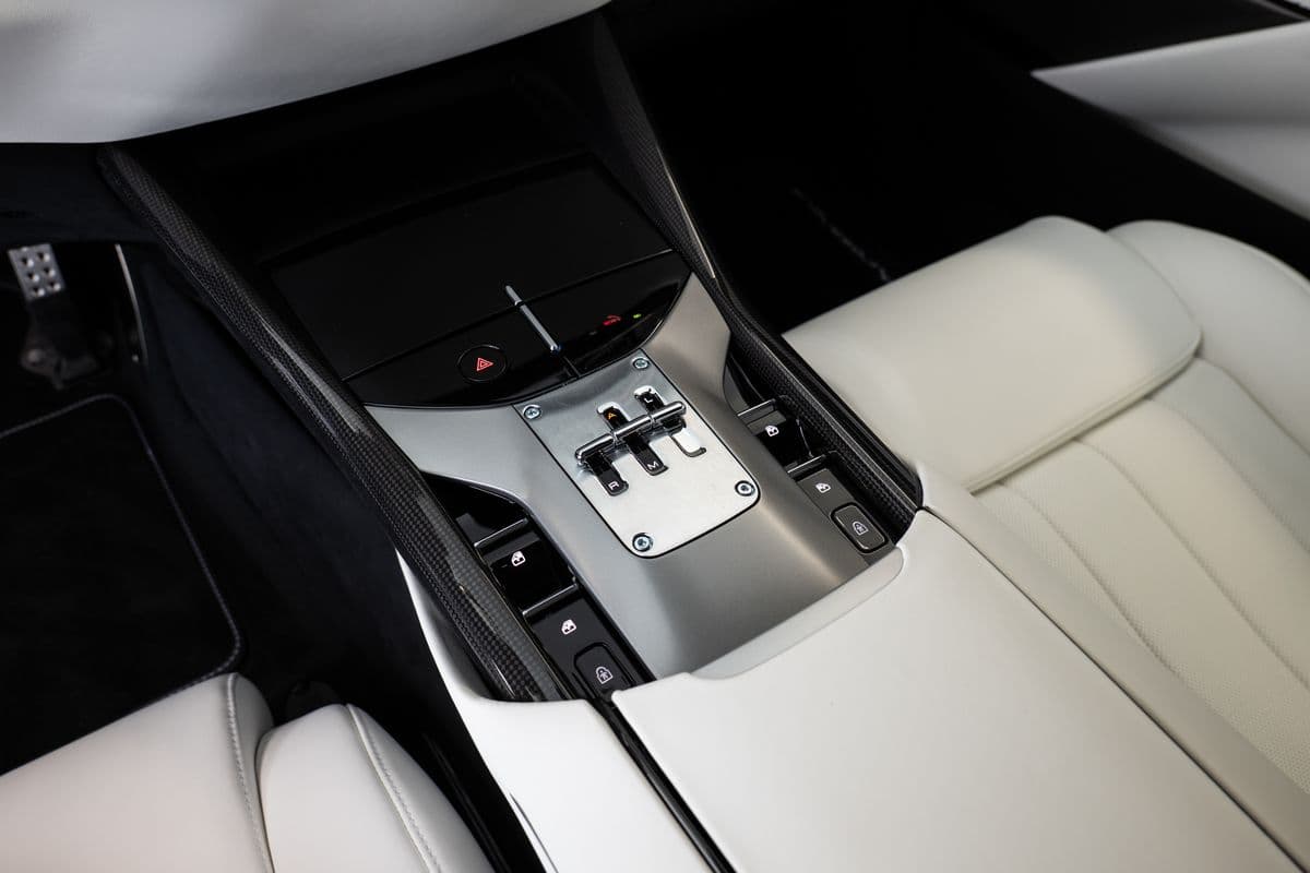 2026 Ferrari Purosangue - 17