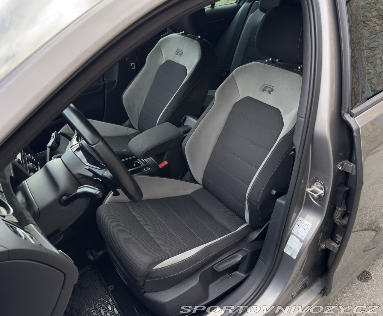 2015 Volkswagen Golf - 5