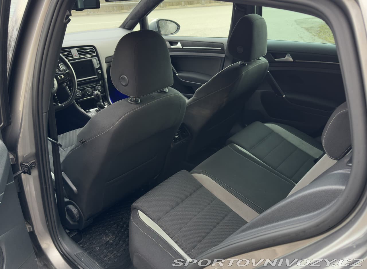 2015 Volkswagen Golf - 6