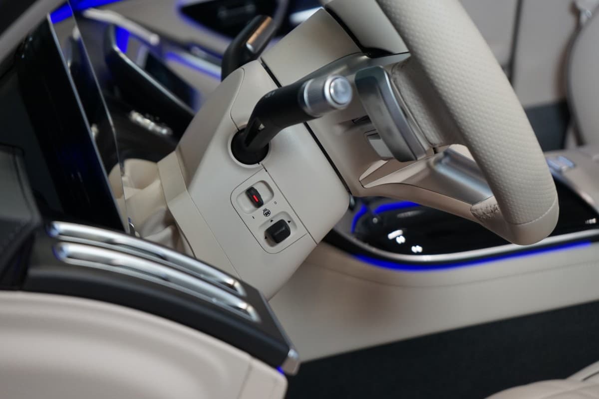 2025 Mercedes-Benz S-Class - 12