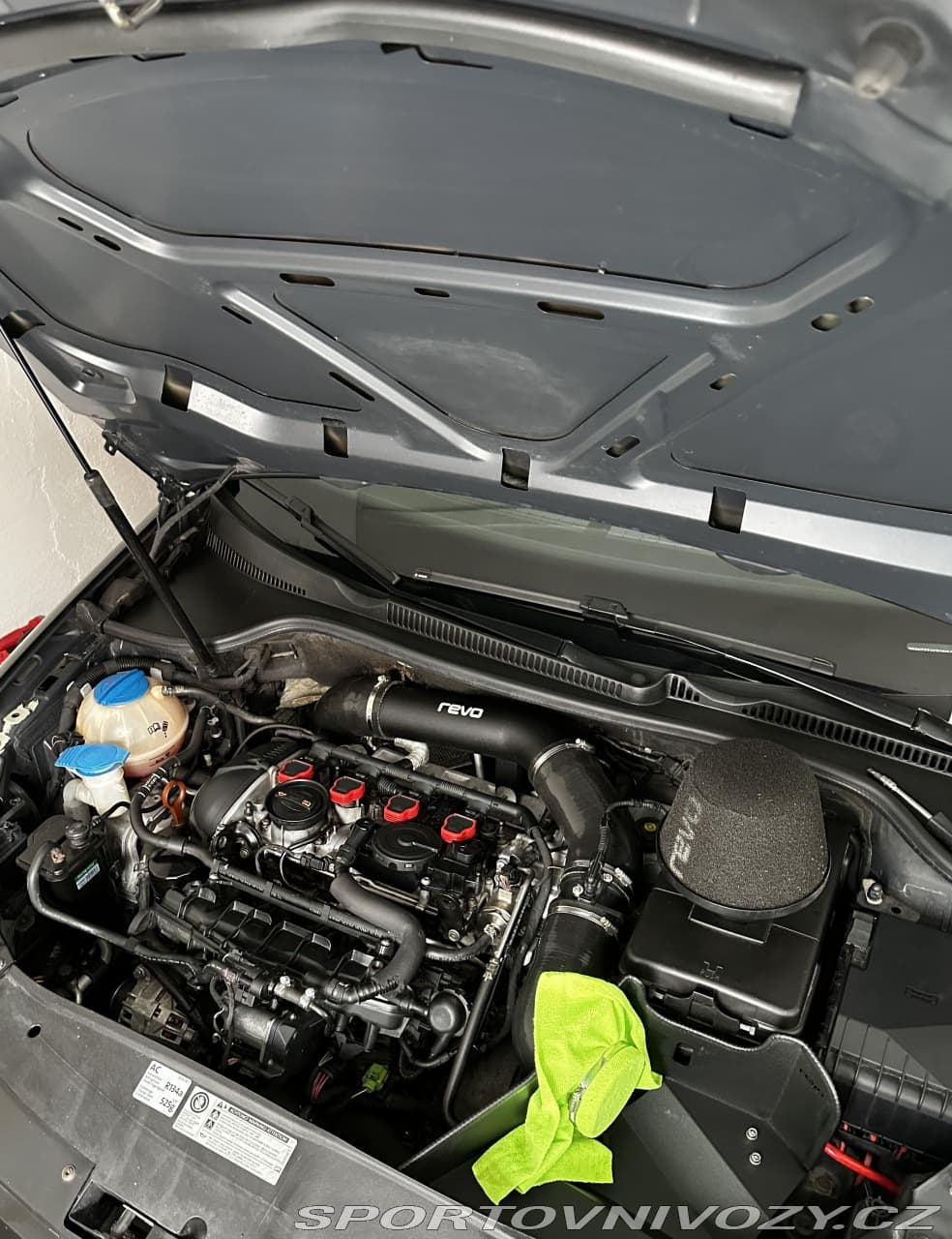 2012 Volkswagen Golf - 9