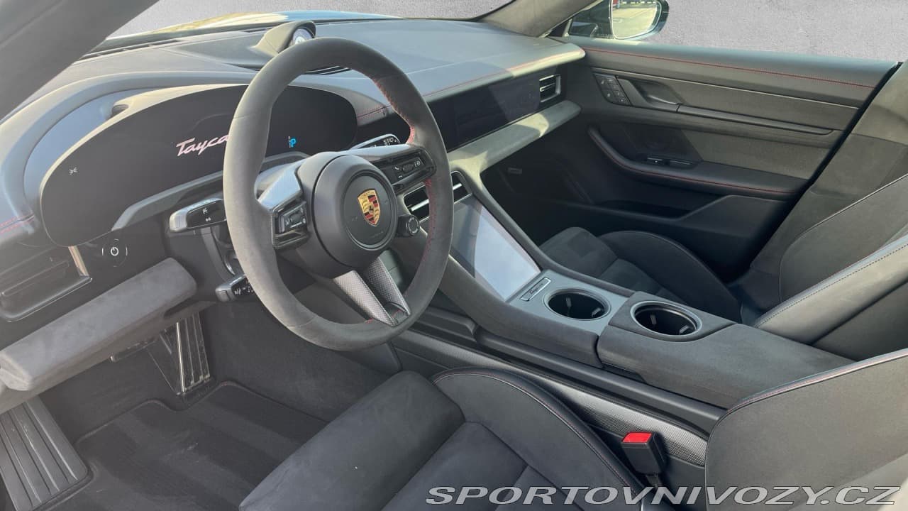 2023 Porsche Taycan - 15