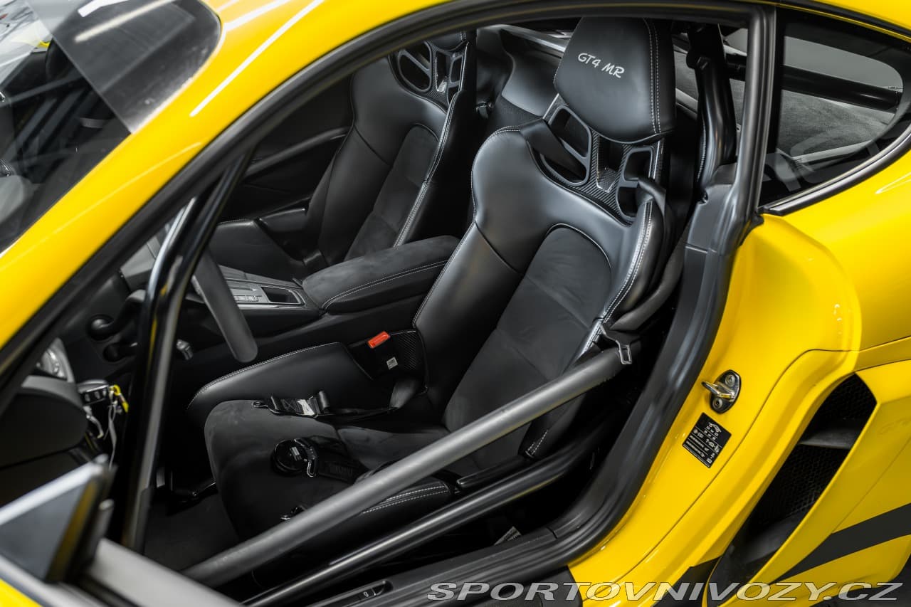 2019 Porsche Cayman - 7
