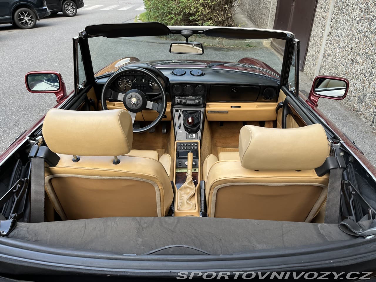 1990 Alfa Romeo Spider - 10