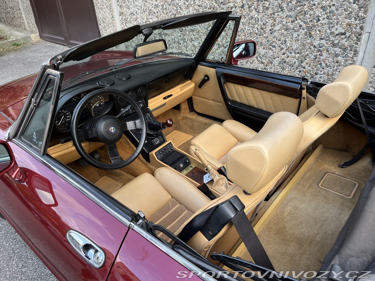 1990 Alfa Romeo Spider - 11