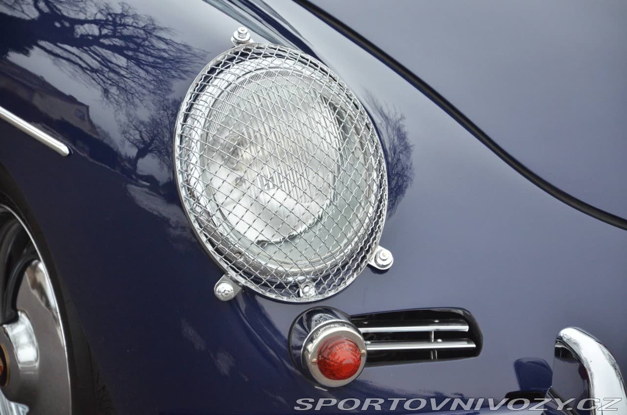 1961 Porsche 356 - 18