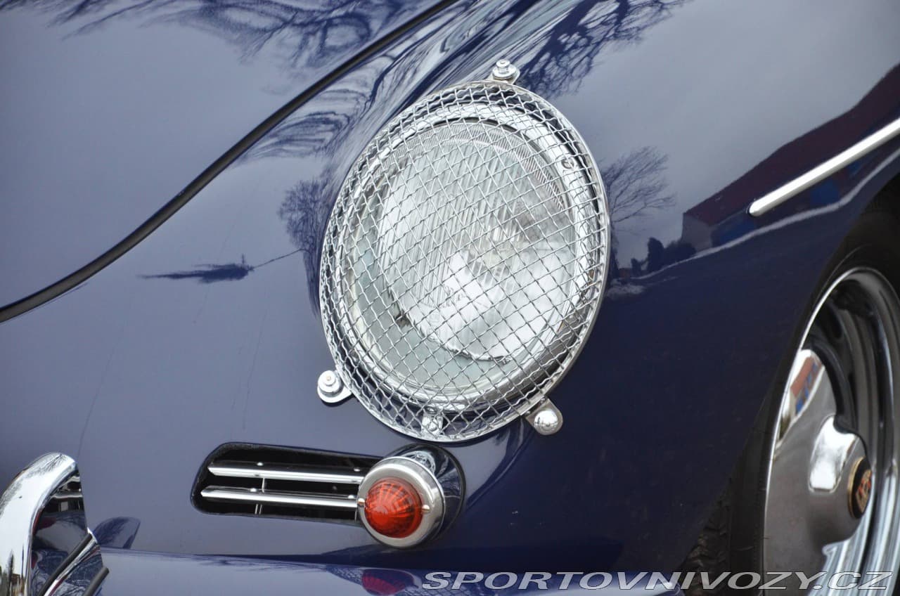 1961 Porsche 356 - 19