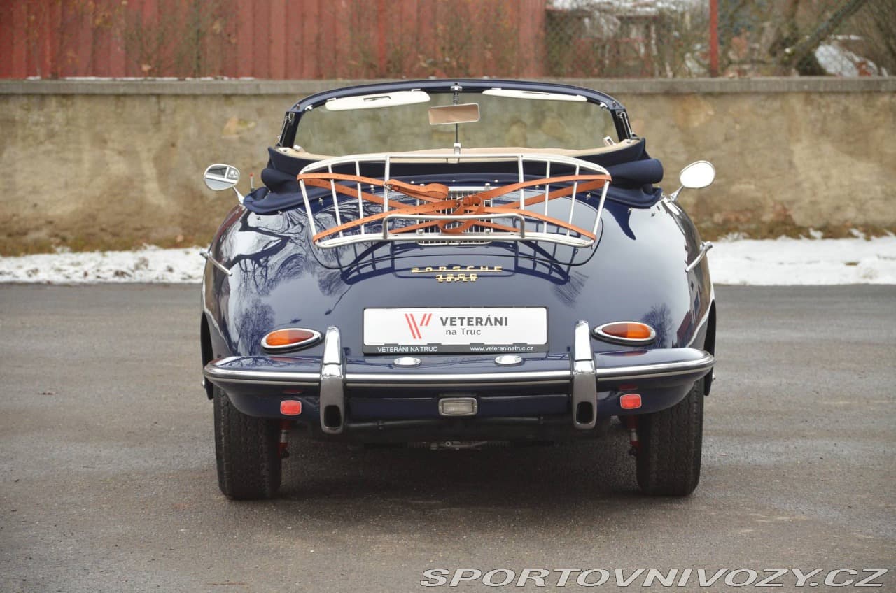 1961 Porsche 356 - 4