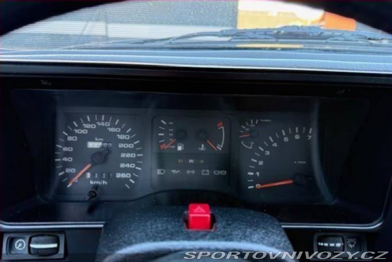 1987 Ford Sierra - 14