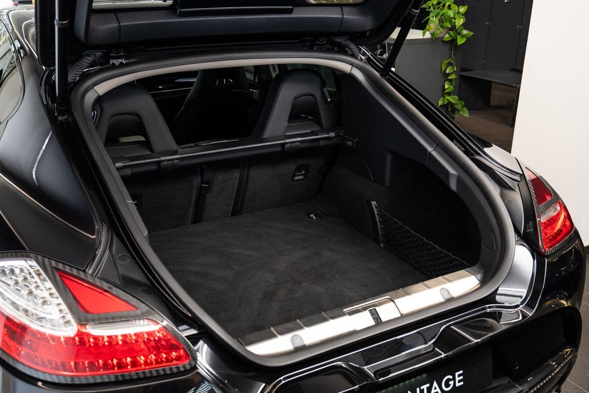 2011 Porsche Panamera - 18