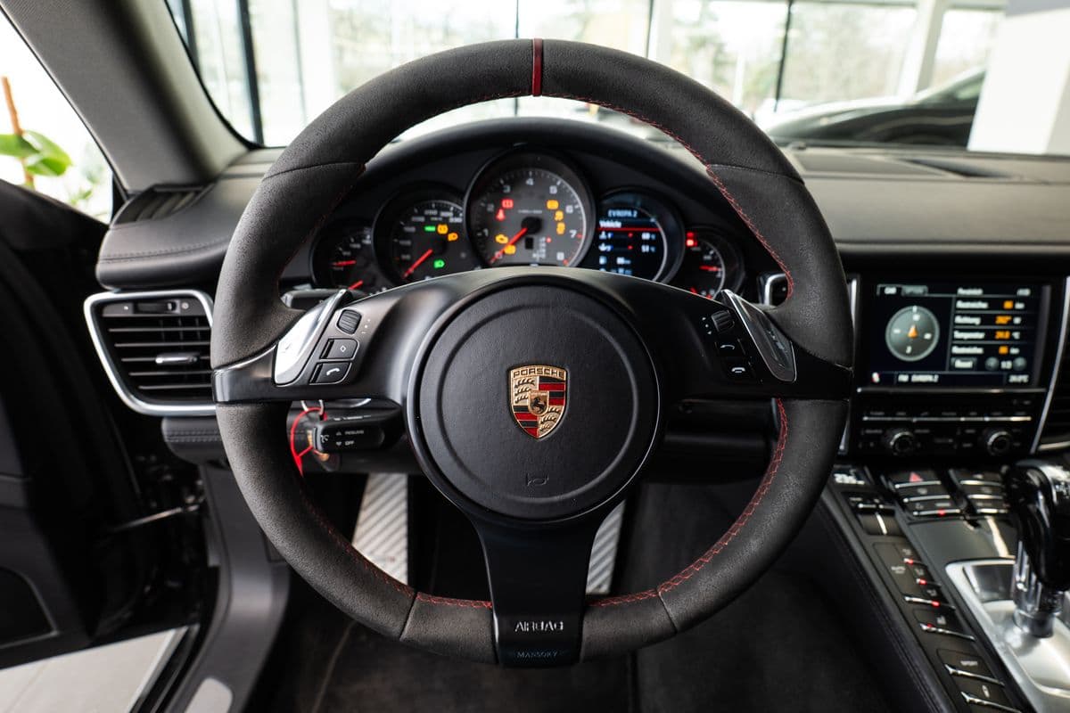 2011 Porsche Panamera - 6