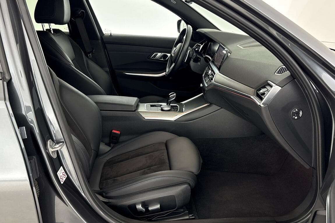 2021 BMW 3-Series - 12