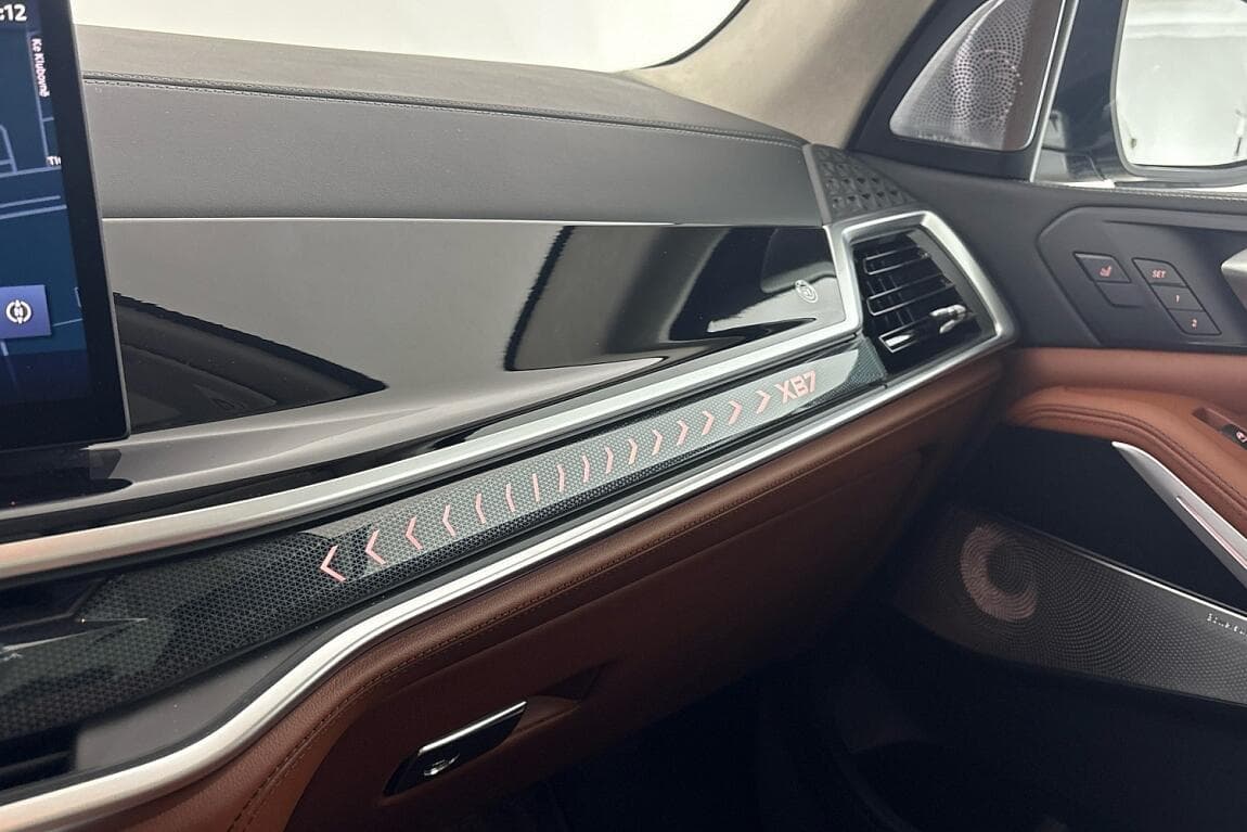 2025 Alpina Xb7 - 17