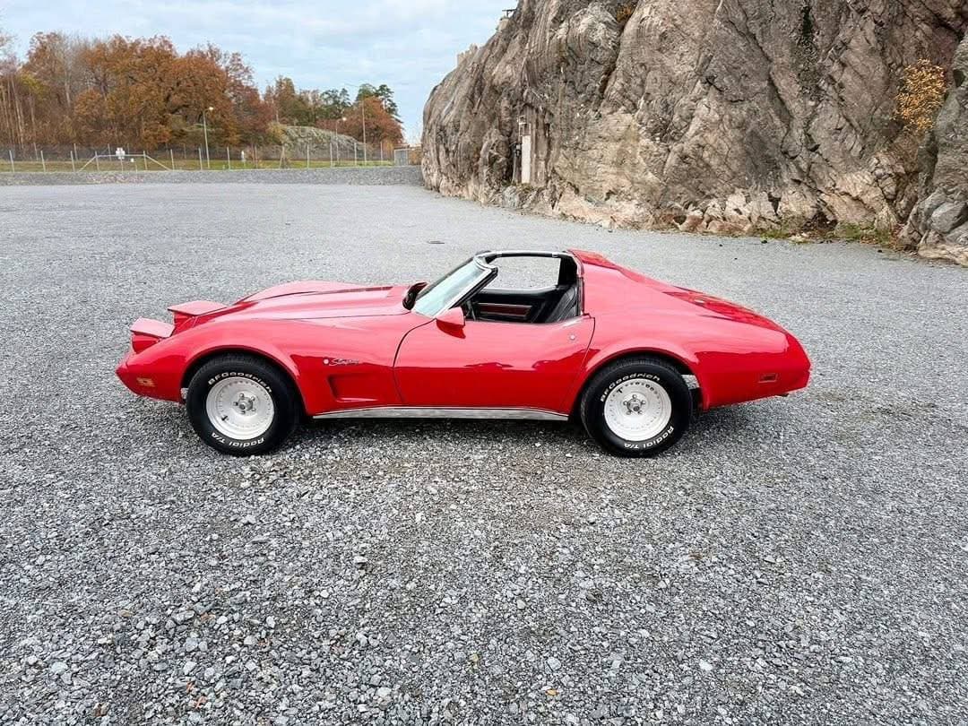 1976 Chevrolet Corvette - 4